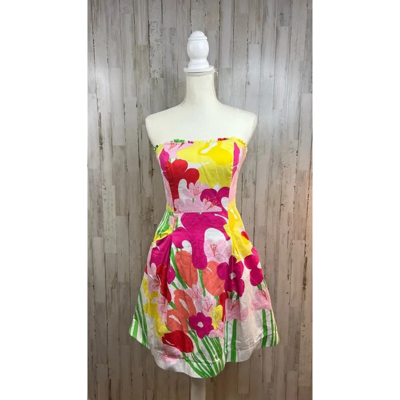 Lilly Pulitzer Women's Size 4 Pink Floral Strapless Fit & Flare Dress w/ Pockets - Picture 2 of 7